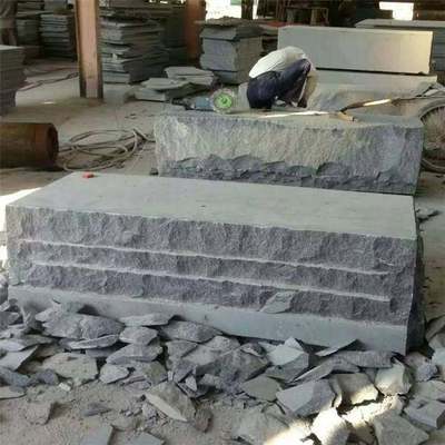 花崗巖青石廠家專業(yè)加工 火燒面、荔枝面、冰裂紋碎拼與干掛地鋪應用